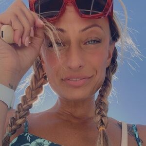 Meet your Posher, Katey